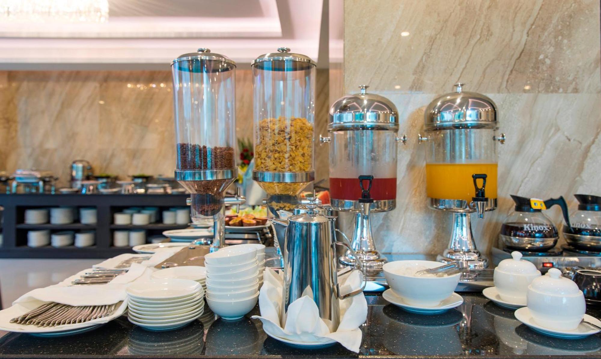 Cct Luxury Hotel Nha Trang Exteriör bild