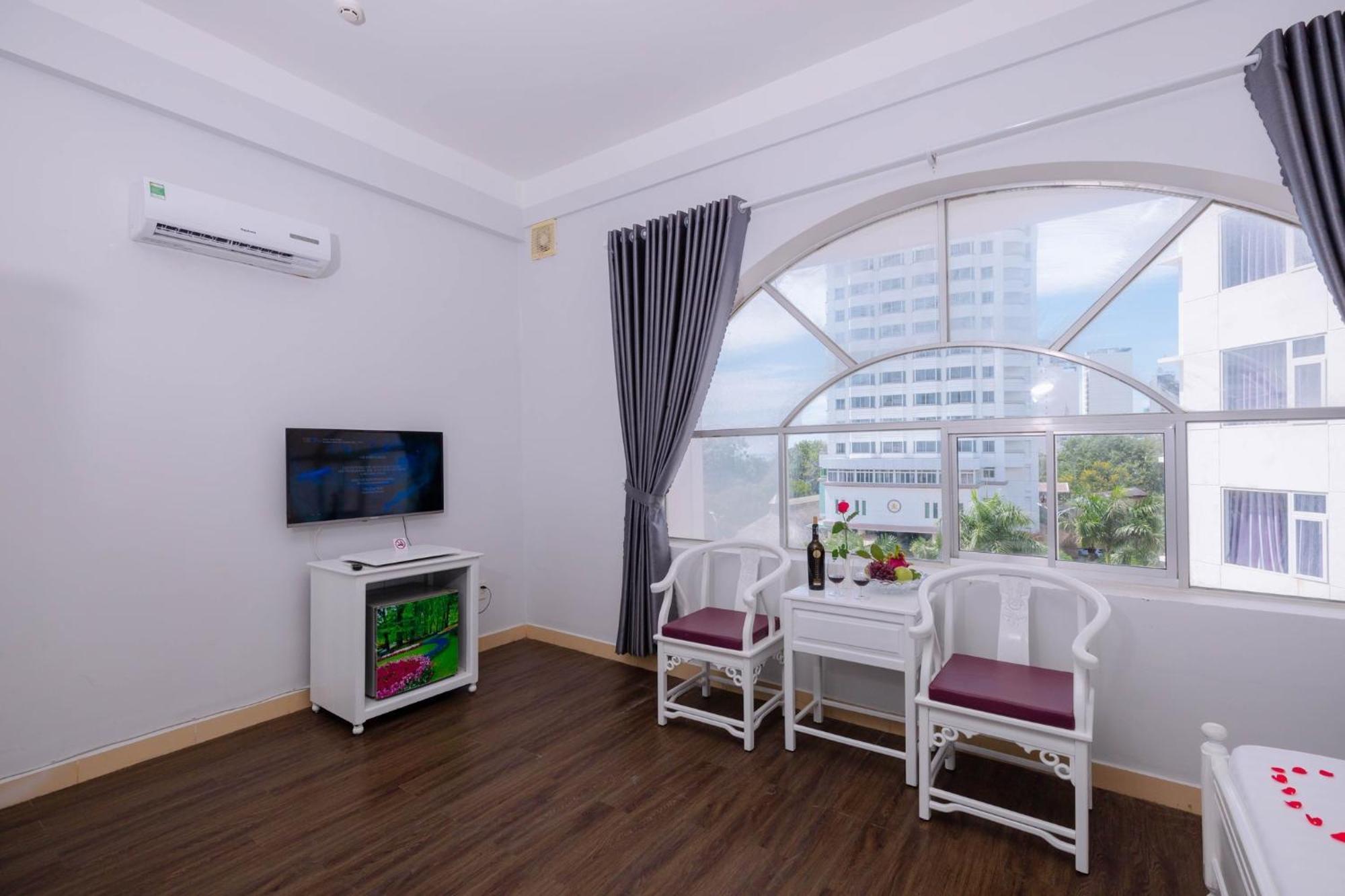 Cct Luxury Hotel Nha Trang Exteriör bild