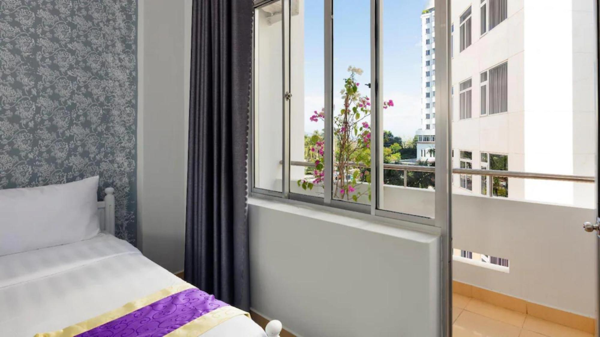 Cct Luxury Hotel Nha Trang Exteriör bild