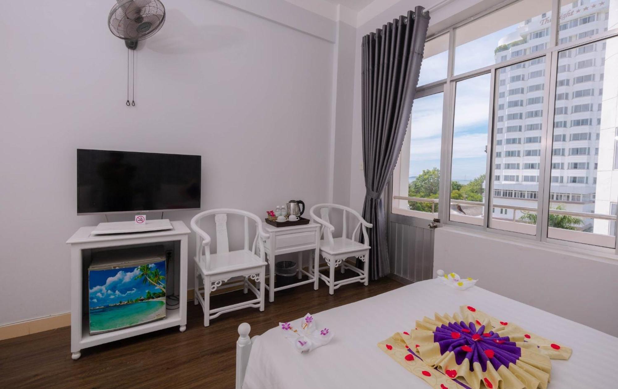 Cct Luxury Hotel Nha Trang Exteriör bild