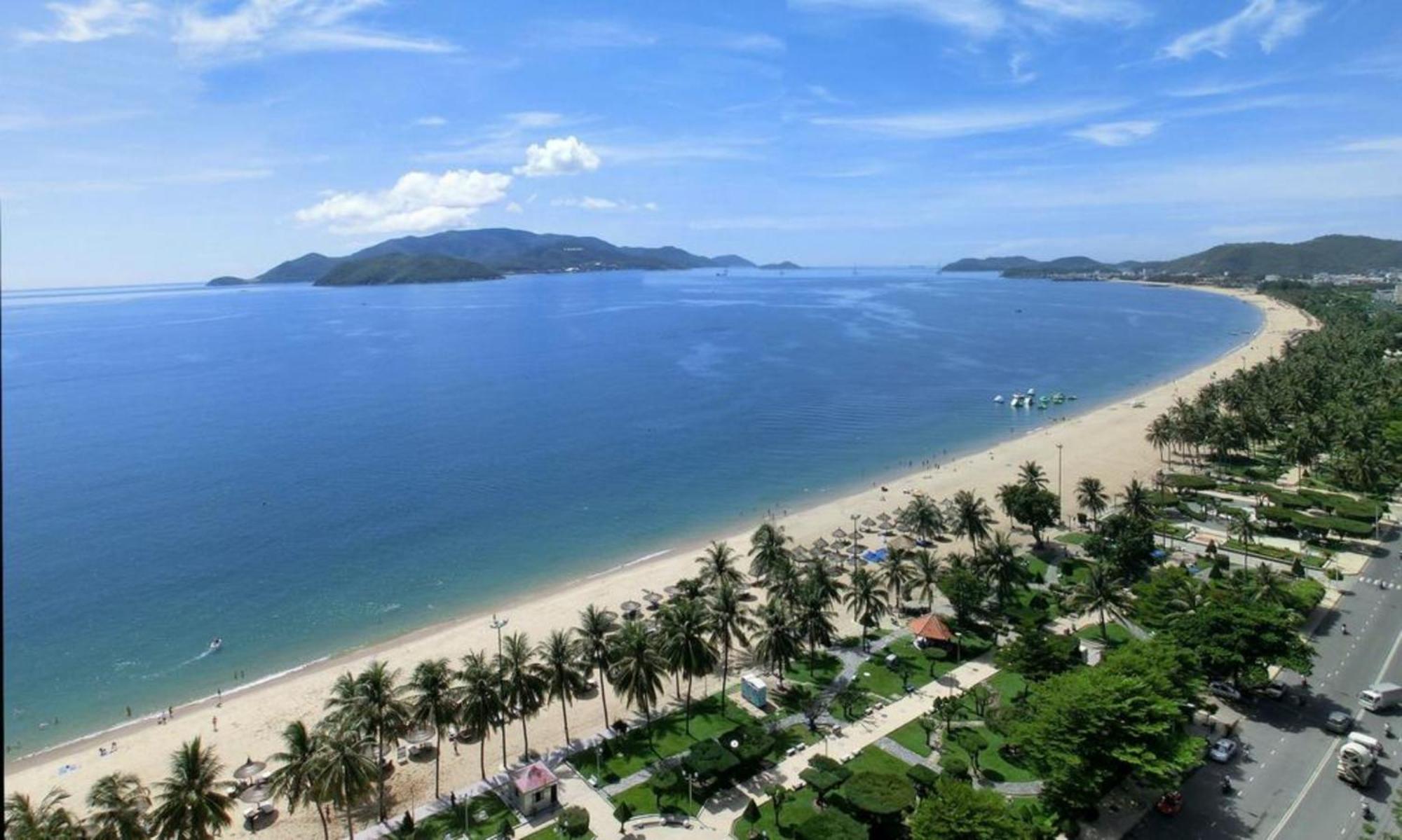 Cct Luxury Hotel Nha Trang Exteriör bild